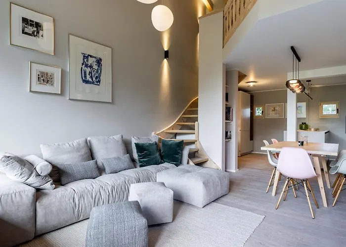 New Penthouse Sankt Moritz Apartamento Surlej