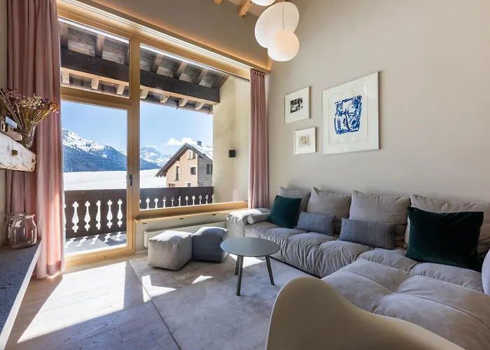 New Penthouse Sankt Moritz * Зурлай