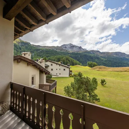 Apartment New Penthouse Sankt Moritz Surlej