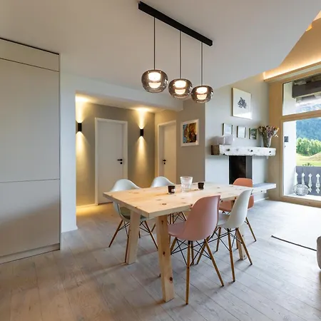 New Penthouse Sankt Moritz 苏尔勒吉